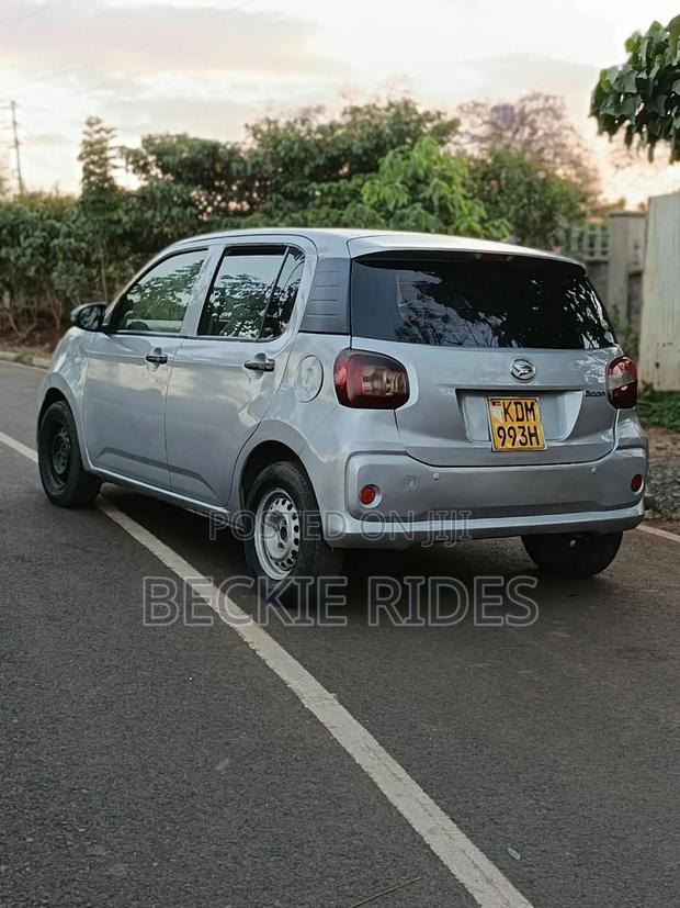 Toyota Passo 2018 Silver