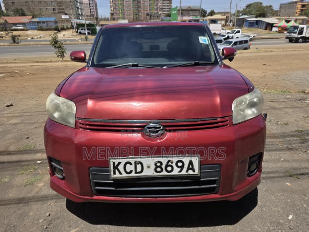 Toyota Corolla Rumion Hatchback 1.8 FWD 2007 Red