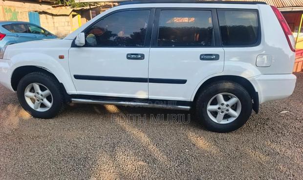 Nissan X-Trail 2003 White