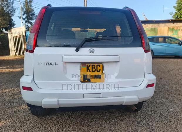 Nissan X-Trail 2003 White