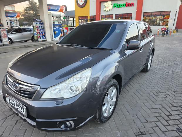 Subaru Outback 2.5i Limited 2011 Black