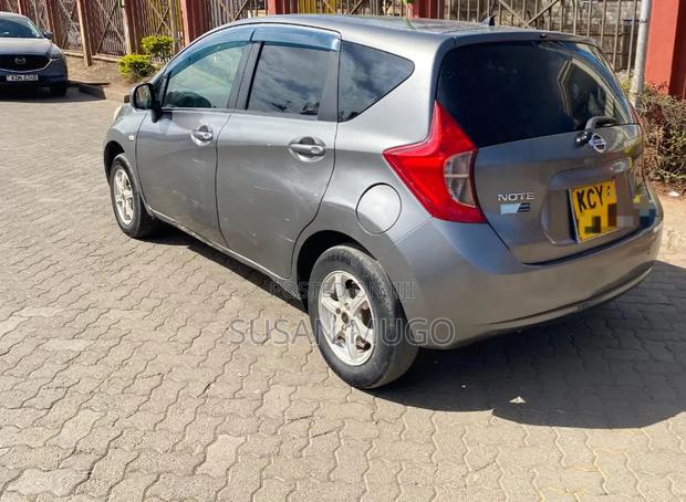 Nissan Note 2013 Silver