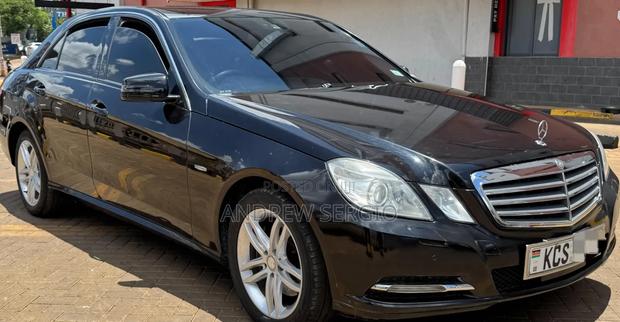 Mercedes-Benz E250 2012 Black