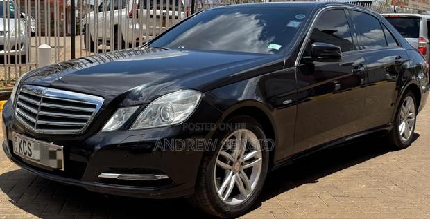 Mercedes-Benz E250 2012 Black