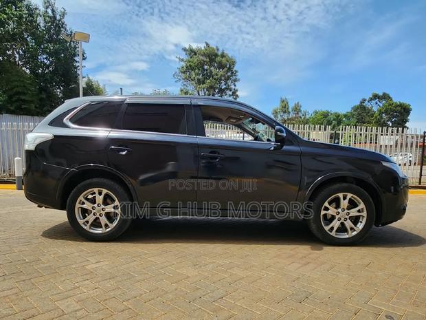 Mitsubishi Outlander ES 4dr SUV (2.4L 4cyl CVT) 2015 Black