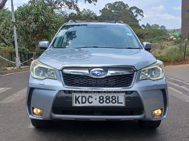 Subaru Forester 2.0XT Premium 4dr SUV AWD (2.0L 4cyl Turbo CVT) 2014 Silver