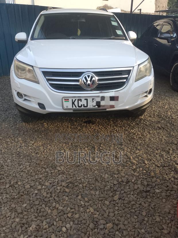 Volkswagen Tiguan 2011 White