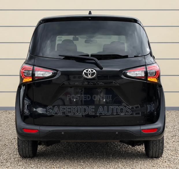 Toyota Sienta 1.5 FWD (6-seater) 2019 Black