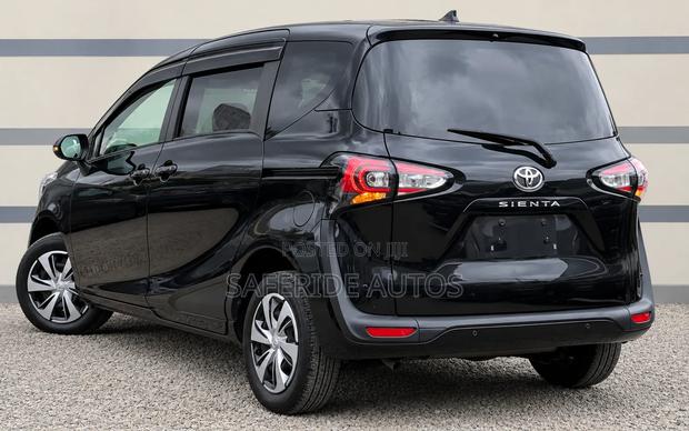 Toyota Sienta 1.5 FWD (6-seater) 2019 Black
