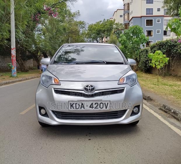 Toyota Ractis 1.5 FWD 2014 Silver