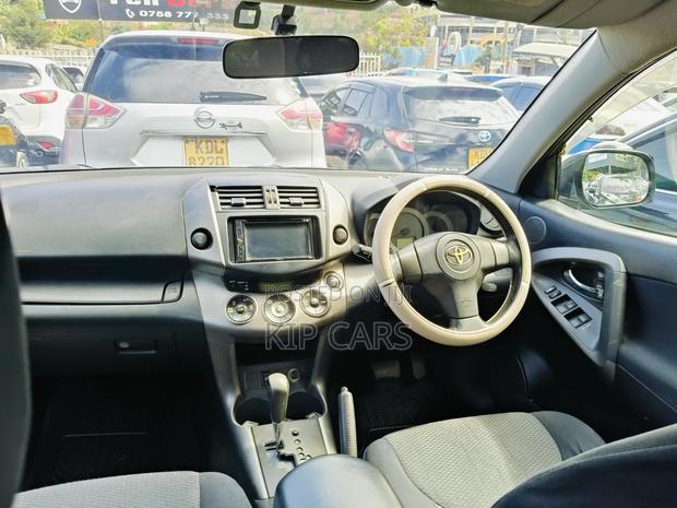 Toyota RAV4 2.5 4x4 2010 Gray