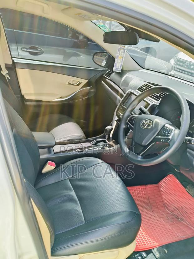 Toyota Premio 1.5 FWD 2017 White