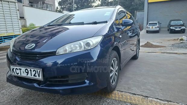 Toyota Wish 2011 Blue