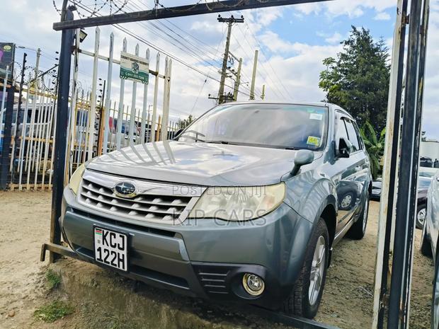 Subaru Forester 2.5X Premium 2011 Green