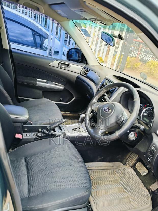Subaru Forester 2.5X Premium 2011 Green
