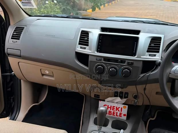 Toyota Fortuner 2.5 D AWD 2013 Gray