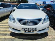 Toyota Crown 2010 White for sale