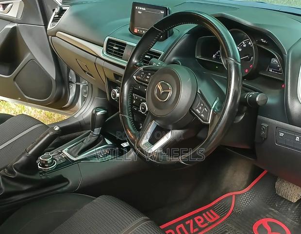 Mazda Axela 2017 Silver