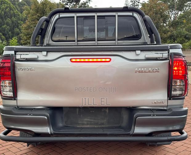 Toyota Hilux 2.4 Diesel 2020 Gray