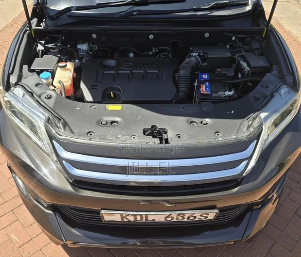 Toyota Harrier 2.0 2016 Brown