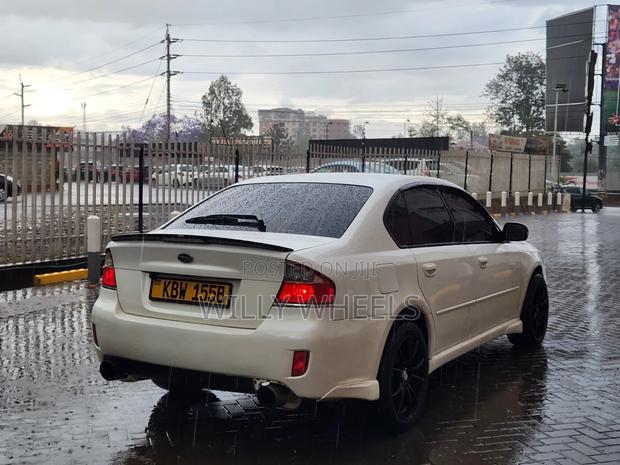 Subaru Legacy 2006 White
