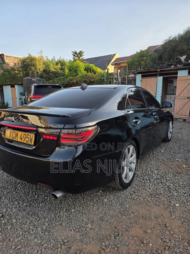 Toyota Mark X 2011 Black