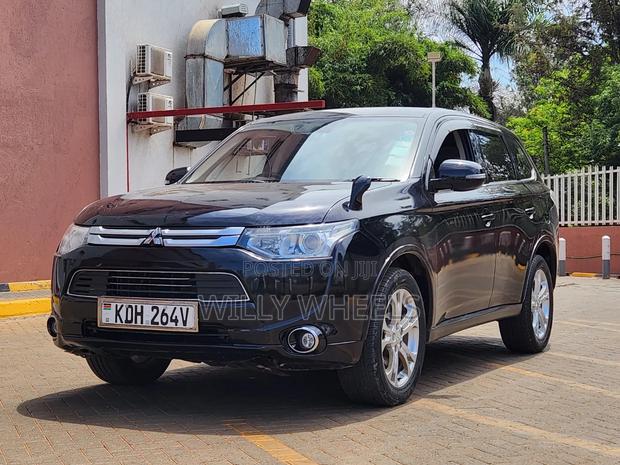 Mitsubishi Outlander ES 4dr SUV (2.4L 4cyl CVT) 2015 Black
