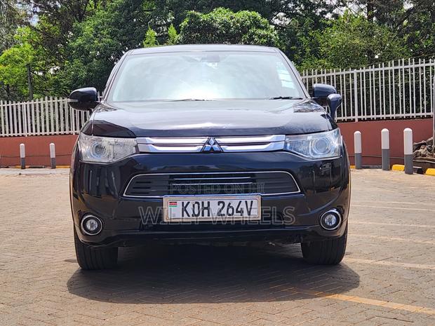 Mitsubishi Outlander ES 4dr SUV (2.4L 4cyl CVT) 2015 Black