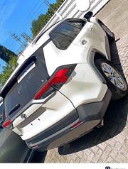 Toyota RAV4 XLE Premium AWD 2019 White for sale