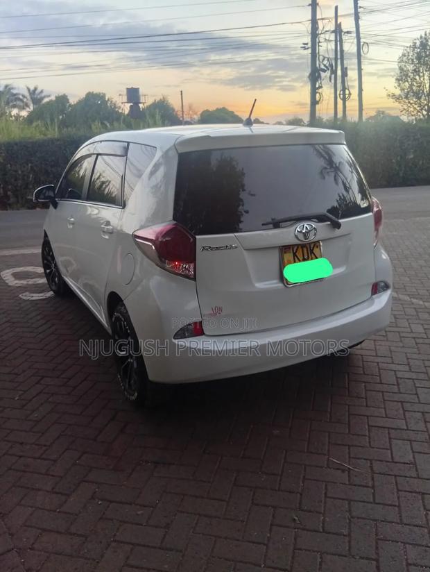 Toyota Ractis 2015 White
