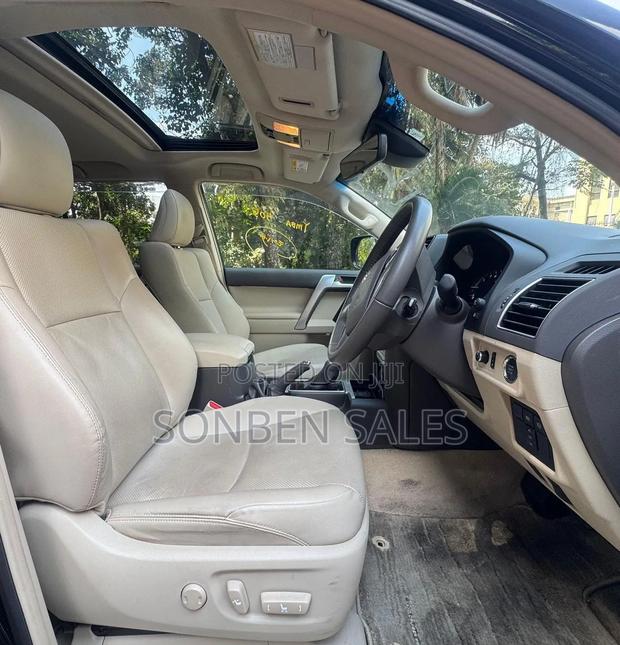 Toyota Land Cruiser Prado 2.7 2021 Black