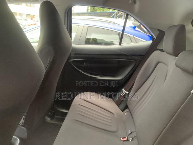 Toyota Yaris Cross 1.5 Hybrid FWD 2020 Ivory