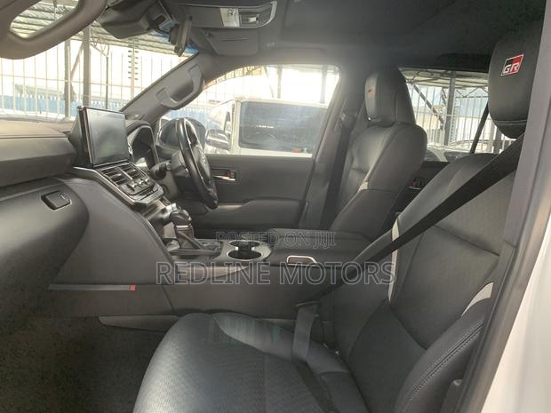Toyota Land Cruiser 3.3 DT 2022 Pearl