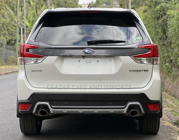 Subaru Forester Touring AWD 2020 White