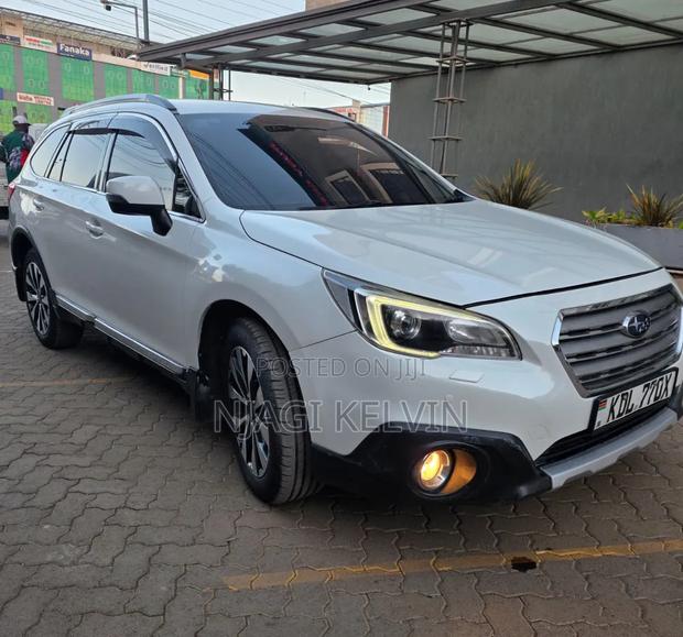 Subaru Outback 2016 White