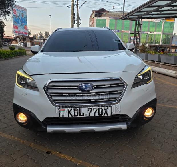 Subaru Outback 2016 White