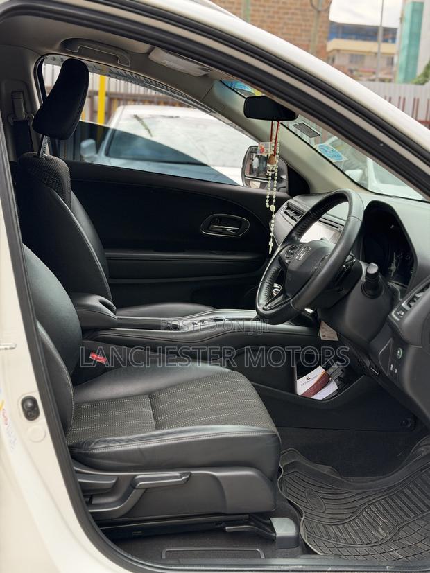 Honda Vezel 1.5 2WD 2014 White