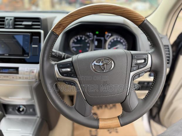 Toyota Land Cruiser Prado 2.7 2021 Brown
