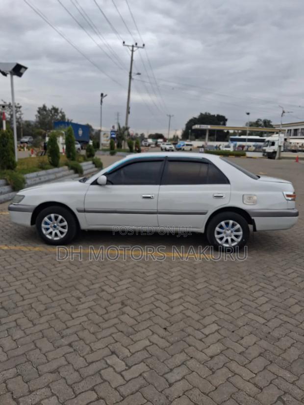 Toyota Premio 2001 White