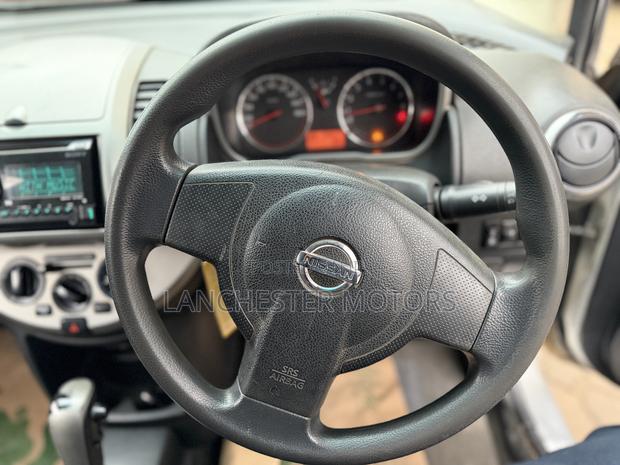 Nissan Note 2010 Silver