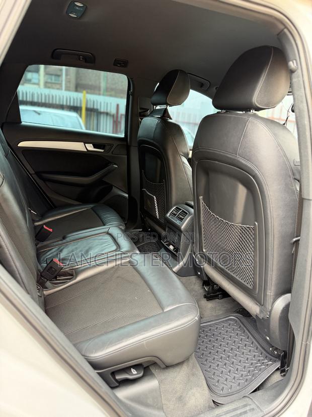 Audi Q5 2.0T Premium AWD quattro 2017 White
