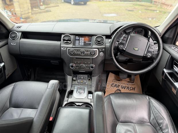 Land Rover Discovery 2013 Black