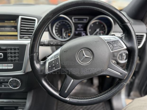 Mercedes-Benz M Class 2012 Gray