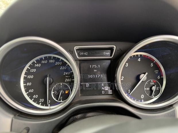 Mercedes-Benz M Class 2012 Gray