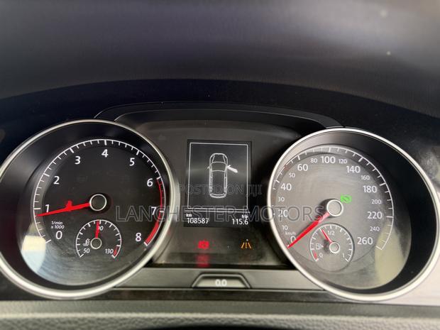 Volkswagen Golf Variant 2016 Silver