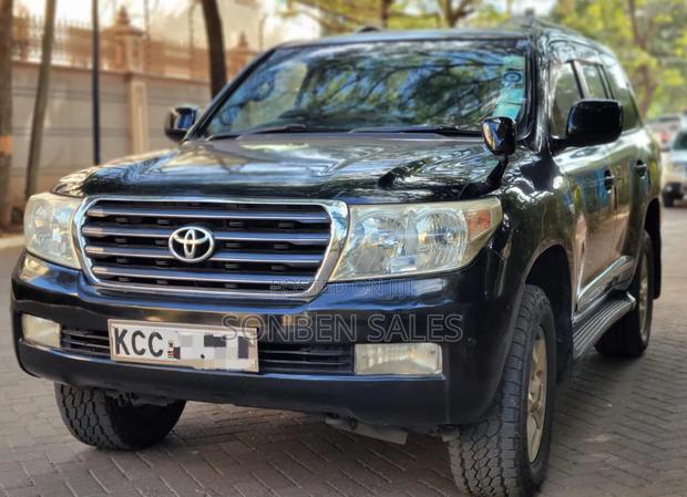 Toyota Land Cruiser 4.6 V8 AX 2009 Black