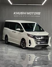 Toyota Noah 2019 Pearl for sale