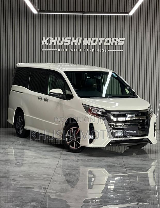 Toyota Noah 2019 Pearl