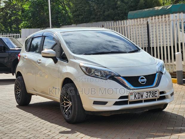 Nissan Note 1.2 Hybrid 2018 Pearl