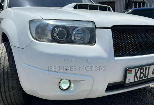 Subaru Forester 2006 Off white